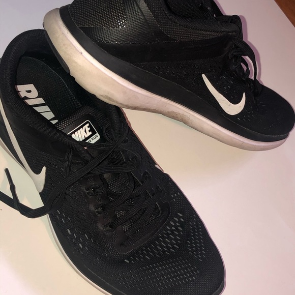 NIKE - Picture 2 of 6